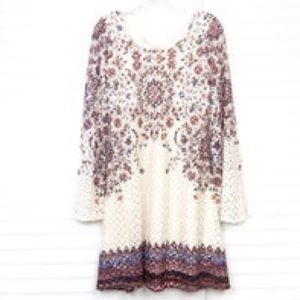 Xhileration Floral Boho Midi Crochet Overlay, M